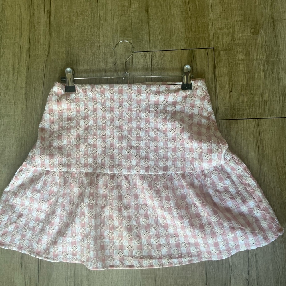 Lulu’s ruffle gingham/floral mini skirt